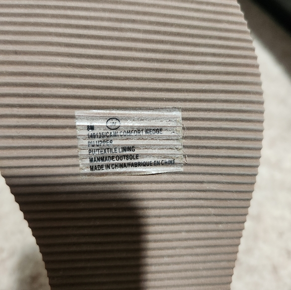 Platforms - Picture 2 of 2